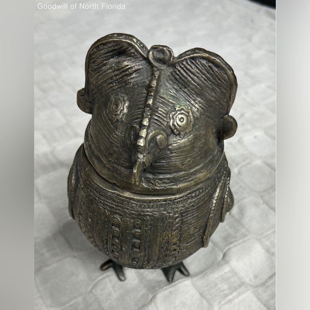 Sarreid India Dhokra Metal Art
